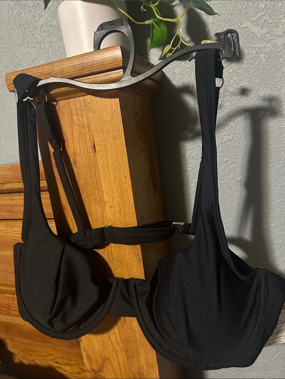 Time and Tru Black Underwire Bra with Adjustable Straps